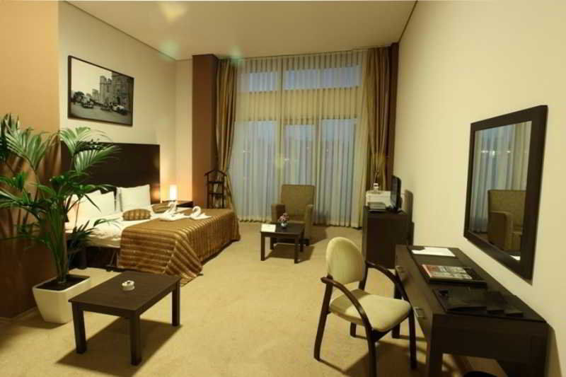 Royal Park Hotel Baku Exteriör bild