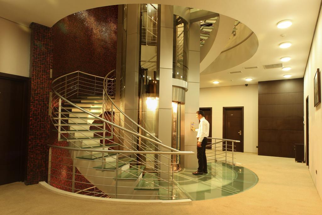 Royal Park Hotel Baku Exteriör bild