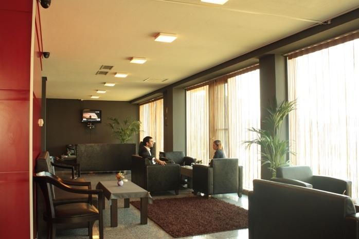 Royal Park Hotel Baku Exteriör bild